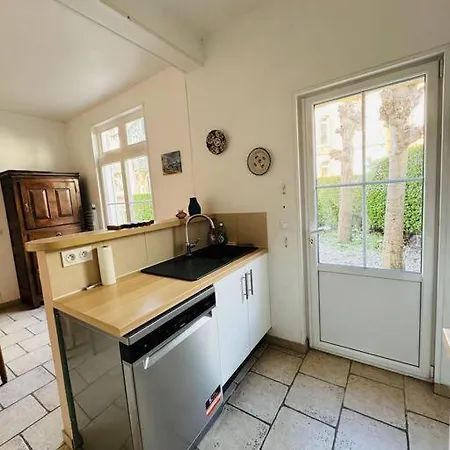 Maison De Charme Centre-ville Ferienhaus