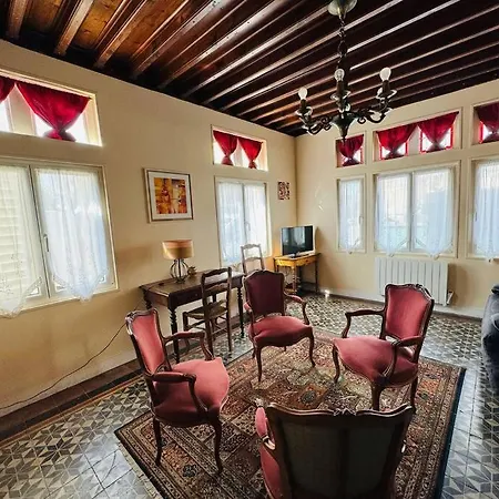 Maison De Charme Centre-ville Ferienhaus *
